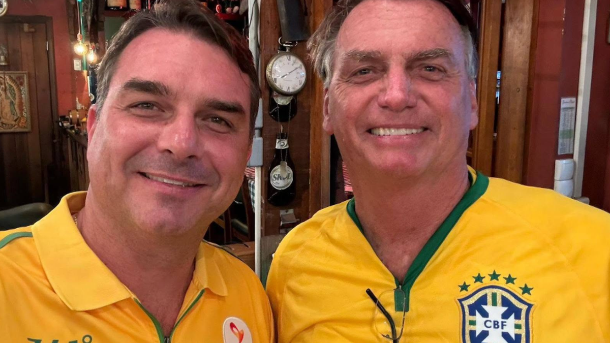 APÓS DIVULGAÇÃO DE CARTA, MORAES PROÍBE VISITAS DE FLÁVIO A BOLSONARO POR 90 DIAS