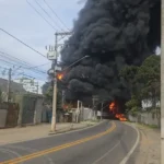 INCÊNDIO DE GRANDES PROPORÇÕES ATINGE INDÚSTRIA