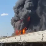 INCÊNDIO DE GRANDES PROPORÇÕES ATINGE EMPRESA
