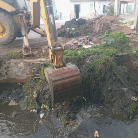 EM REGIME DE PLANTÃO , PREFEITURA DE DELMIRO GOUVEIA REALIZA DIVERSAS AÇÕES NESTE DOMINGO