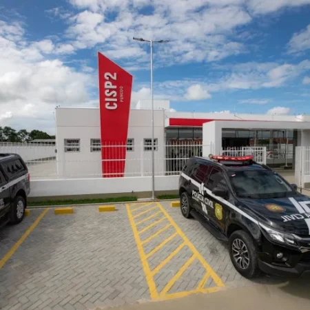 HOMEM É ACUSADO DE INVADIR RESIDÊNCIA DA EX E FURTAR CARTÃO