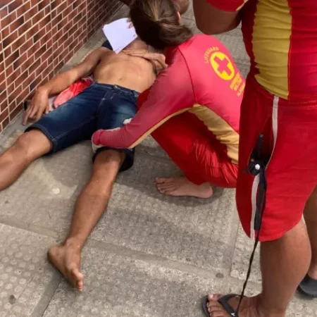 ACIDENTE ENTRE MOTO E BICICLETA DEIXA JOVEM FERIDO