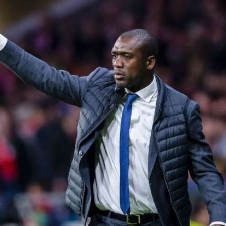 CORINTHIANS ACERTA A CONTRATAÇÃO DE SEEDORF COMO NOVO TREINADOR; VÍNCULO VAI ATÉ 2027