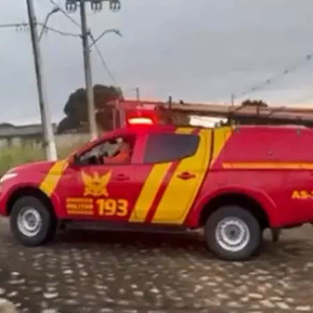 BANHISTA MORRE APÓS SER ATINGIDO POR LANCHA EM PRAIA DO RIO