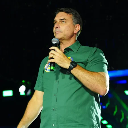 FLÁVIO NÃO RECONHECE VITÓRIA DE LULA E DIZ QUE PEDIRÁ ANULAÇÃO DAS ELEIÇÕES
