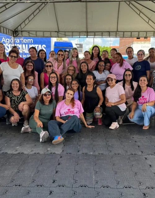DIA INTERNACIONAL DA MULHER É MARCADO POR ACOLHIMENTO E CUIDADOS NA CARRETA DA SAÚDE EM DELMIRO GOUVEIA