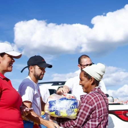 PREFEITURA DE DELMIRO GOUVEIA CONCLUI ENTREGA DE CESTAS BÁSICAS DA SEMANA SANTA NA ZONA RURAL