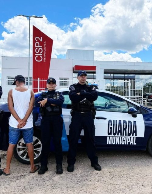SUSPEITO DE FURTO É CONDUZIDO PELA GUARDA MUNICIPAL DE DELMIRO GOUVEIA À CISP POUCOS INSTANTES APÓS A DENÚNCIA