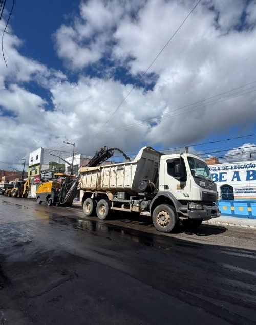 OBRAS DO PROGRAMA PRÓ-ESTRADA CHEGAM À AVENIDA CASTELO BRANCO, EM DELMIRO GOUVEIA