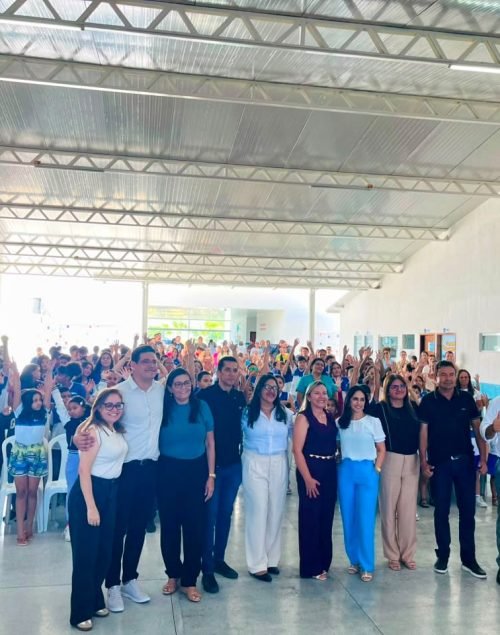 ZIANE COSTA INAUGURA REFORMA E AMPLIAÇÃO DA EMEB DR. JOSÉ CORREIA FILHO NO JARDIM CORDEIRO