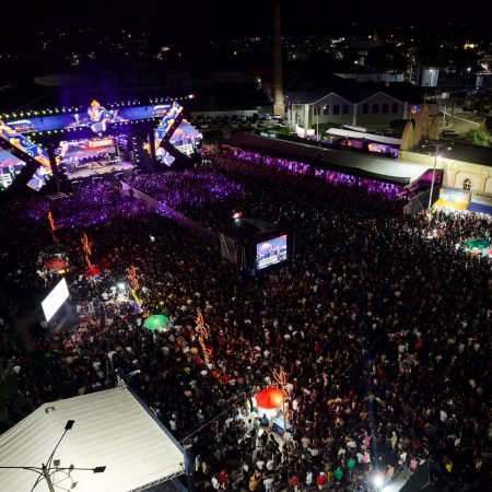 COM RECORDE HISTÓRICO DE PÚBLICO, PRIMEIRA NOITE DO PEDRA FEST É CONSAGRADA COMO GRANDE SUCESSO EM DELMIRO GOUVEIA