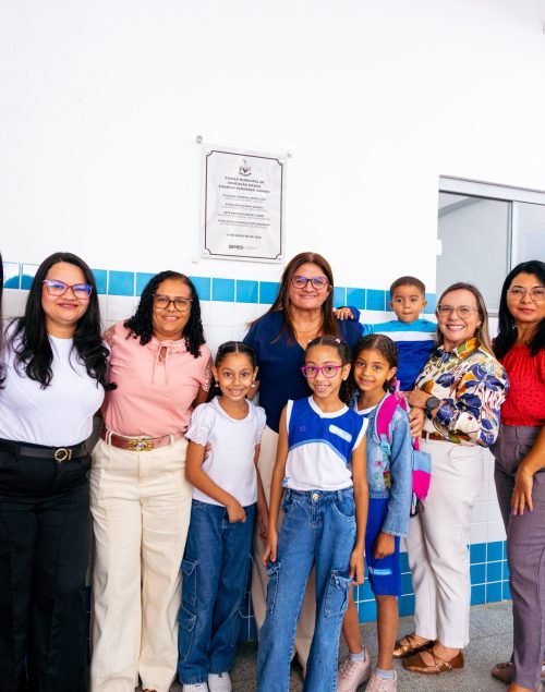 COM REFORMA E AMPLIAÇÃO CONCLUÍDAS, ESCOLA EUDÓCIA VANDERLEI SANDES É REINAUGURADA NO BAIRRO ELDORADO EM DELMIRO GOUVEIA