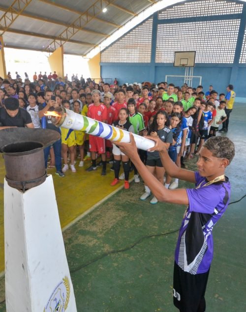 DELMIRO GOUVEIA INICIA 2ª EDIÇÃO DOS JOGOS ESTUDANTIS DA REDE MUNICIPAL; MAIS DE 3 MIL ESTUDANTES PARTICIPAM
