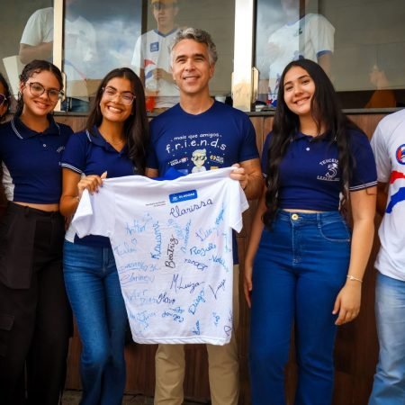RAFAEL BRITO AMPLIA ATUAÇÃO EM ARAPIRACA COM INVESTIMENTOS EM EDUCAÇÃO, OPORTUNIDADES PARA JOVENS E SEGURANÇA