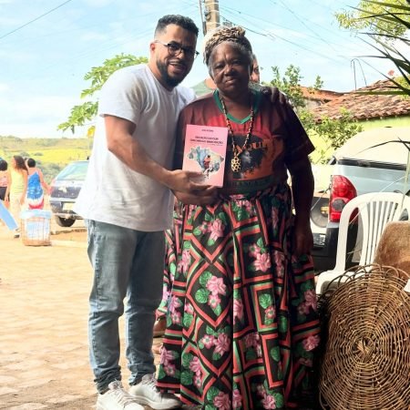 ÁGUA BRANCA AGORA TEM UMA LEI DE INCENTIVO À LEITURA E LITERATURA NAS ESCOLAS DE AUTORIA DO VEREADOR AMOSIEL
