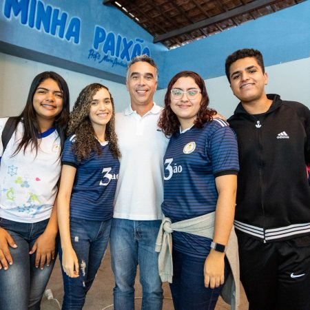 RAFAEL BRITO LEVA OPORTUNIDADES PARA A JUVENTUDE DE MACEIÓ E REFORÇA LUTA POR NOVOS PROJETOS