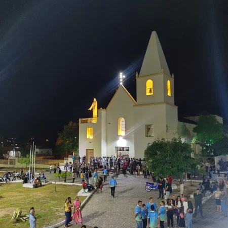 PROGRAMAÇÃO DA SEMANA SANTA CHEGA AO ÁPICE COM VIGÍLIA PASCAL E CELEBRAÇÕES DE PÁSCOA EM DELMIRO GOUVEIA; CONFIRA AS COBERTURA E TRANSMISSÃO NO PORTAL REINALDO NERES