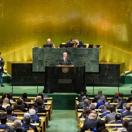 FLÁVIO PEDE AO TSE QUE PROÍBA LULA DE USAR IMAGENS DO DISCURSO NA ONU