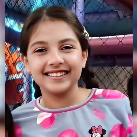 MENINA DE 12 ANOS MORRE APÓS TER O CABELO SUGADO PELO RALO EM PISCINA