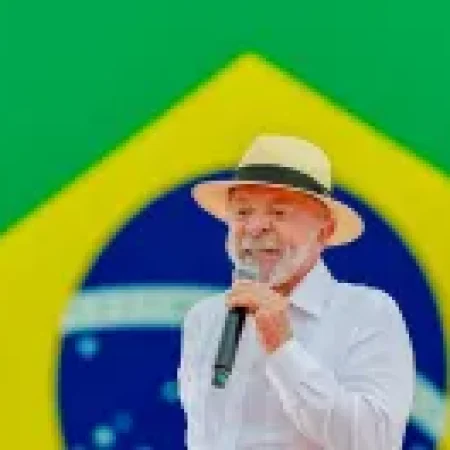 ATLAS: 49,5% DIZEM QUE CRISE NO STF PREJUDICA MAIS CANDIDATURA DE LULA