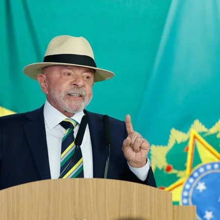 ALFA: 50% DOS ELEITORES DESAPROVAM GOVERNO LULA; 46% APROVAM