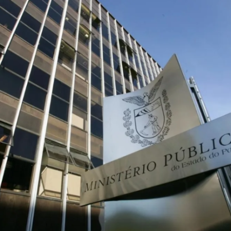 MULHER É DENUNCIADA POR MATAR MARIDO POR BRIGA SOBRE WI-FI