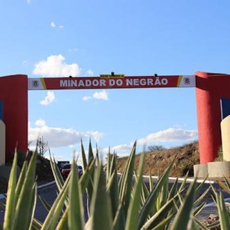HOMEM É PRESO APÓS AGREDIR EX-COMPANHEIRA E AMEAÇÁ-LA DE MORTE