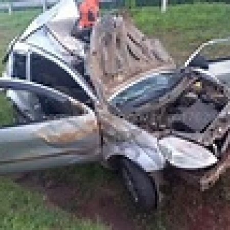 TRAGÉDIA: CONDUTOR MORRE APÓS CARRO BATER EM MURETA E CAPOTAR EM ALAGOAS