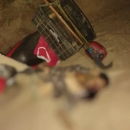 MOTOCICLISTA MORRE APÓS CAIR DE MOTO E BATER CABEÇA; IRMÃO VIU ACIDENTE
