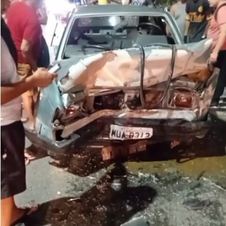 COLISÃO FRONTAL DEIXA HOMEM GRAVEMENTE FERIDO NO ACESSO A RESIDENCIAL