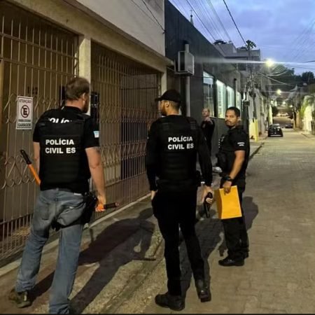 FILHA É PRESA SUSPEITA DE MANDAR MATAR O PAI POR HERANÇA E SEGURO DE VIDA
