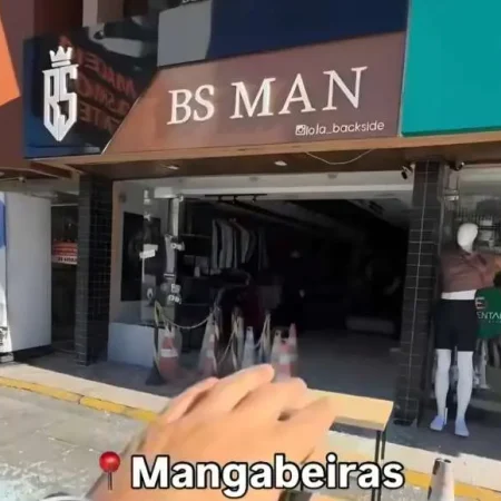 LOJA DE ROUPA FICA DESTRUÍDA APÓS SER ATINGIDA POR CARRO
