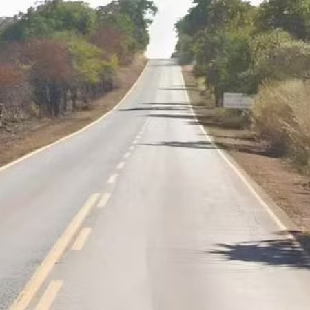CRIANÇA DE 5 ANOS É ENCONTRADA CAMINHANDO SOZINHA ÀS MARGENS DE RODOVIA APÓS BRONCA DA MÃE