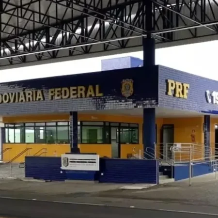 ACIDENTE MATA MOTOCICLISTA E MOTORISTA É PRESO COM SINAIS DE EMBRIAGUEZ