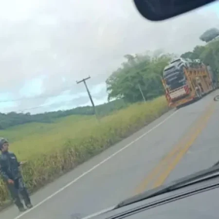 ACIDENTE É REGISTRADO ENTRE BRANQUINHA E MURICI