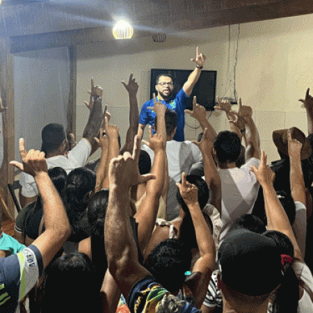 VEREADOR AMOSIEL REÚNE 40 LIDERANÇAS E PROJETA VOTAÇÃO EXPRESSIVA PARA O DEPUTADO RONALDO MEDEIROS E PARA A CHAPA DA PREFEITA NAYARA