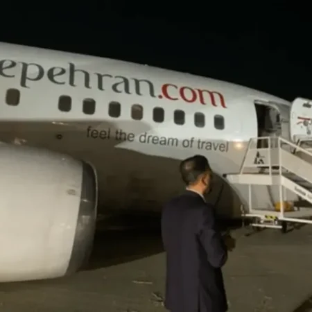AVIÃO PERDE RODA AO DECOLAR E TETO ‘DESMORONA’ DURANTE POUSO