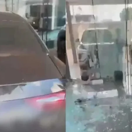 BARRACO DE LUXO: EX-MULHER DETONA MERCEDES DE R$ 250 MIL DE SERVIDOR
