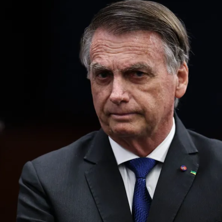 MORAES MANDA INTIMAR BOLSONARO SOBRE CASO DAS JOIAS SAUDITAS