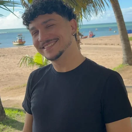 TURISTA MORRE NA PRAIA DO FRANCÊS APÓS REAÇÃO ALÉRGICA AO COMER CARANGUEJO