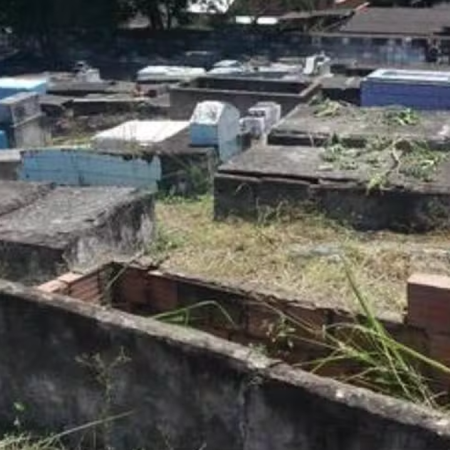 FILHO DESCOBRE CADÁVER DE UM HOMEM ENTERRADO NO LUGAR DO DE SUA MÃE