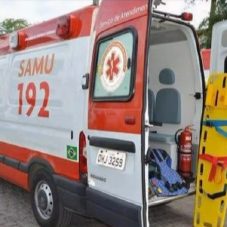 COLISÃO ENTRE MOTOS DEIXA QUATRO FERIDOS E CENÁRIO DE MUITA VIOLÊNCIA NA RUA JK, EM DELMIRO GOUVEIA