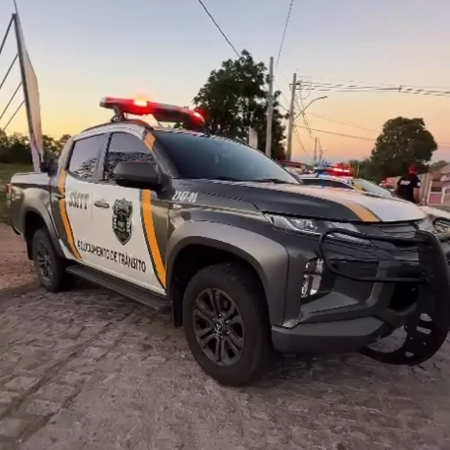 🚨 SMTT E GUARDA MUNICIPAL REALIZAM BLITZ E RECOLHEM 7 MOTOS IRREGULARES EM DELMIRO GOUVEIA 🚨