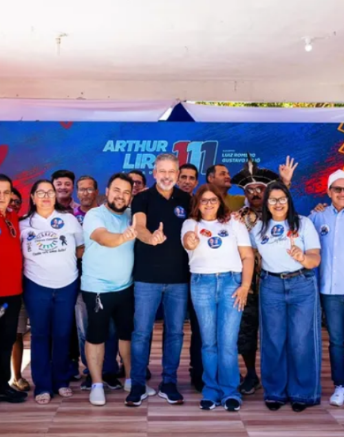 PREFEITA ZIANE COSTA E EX-PREFEITO LUIZ CARLOS COSTA REALIZAM GRANDE ENCONTRO POLÍTICO COM ARTHUR LIRA EM DELMIRO GOUVEIA