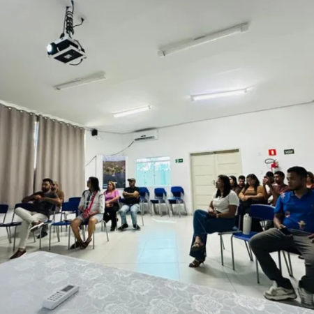 PREFEITURA DE DELMIRO GOUVEIA REALIZA FORMAÇÃO PARA PEQUENOS EMPRESÁRIOS VENDEREM AO PODER PÚBLICO