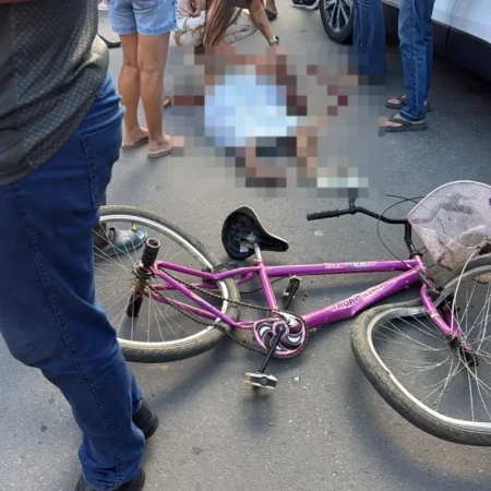 CICLISTA MORRE APÓS ACIDENTE COM CAÇAMBA