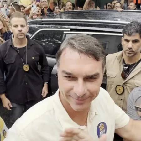 COM DERROTA, FLÁVIO FICARÁ SEM CARGO PÚBLICO E SEM FORO APÓS 24 ANOS