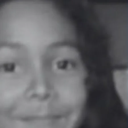 COMOÇÃO MARCA ENTERRO DE MENINA DE 8 ANOS QUE MORREU APÓS SOFRER DESCARGA ELÉTRICA EM ALAGOAS