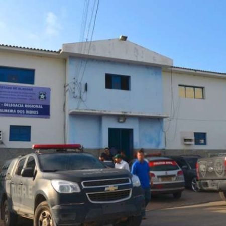 PAI DE ALUNO É PRESO APÓS AMEAÇAR PESSOAS DENTRO DE CRECHE