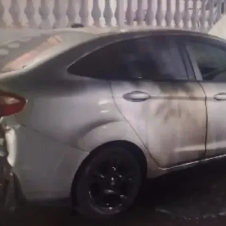 ERRO GROSSEIRO: CATADOR É PRESO POR INCENDIAR CARRO ERRADO EM VINGANÇA